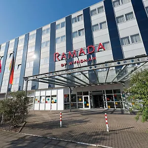 Ramada By Wyndham Hannover Messe Латцен